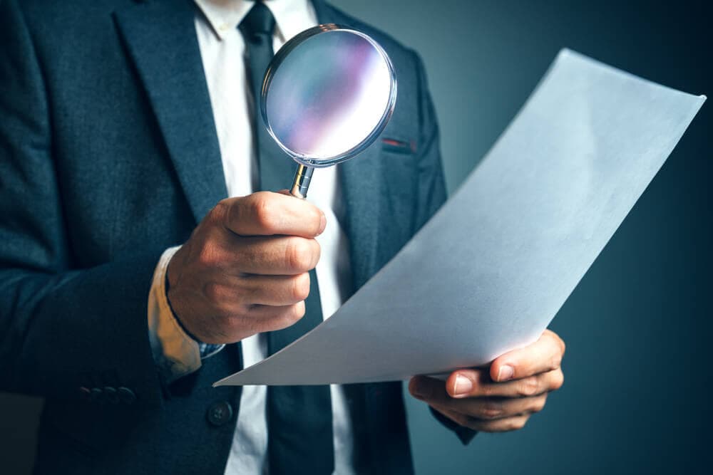 Si la empresa sospecha que el justificante médico del trabajador es falso, ¿cómo debe actuar? ¿Podrá despedir al afectado?